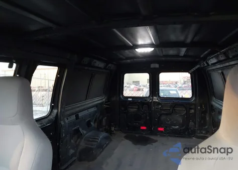 2013 Ford E-250 z USA, uszkodzony, nr VIN 1FTNE2EL7DDA49667